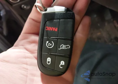 2017 Jeep Grand Cherokee Summit 4X4 z USA, uszkodzony, nr VIN 1C4RJFJG2HC728612